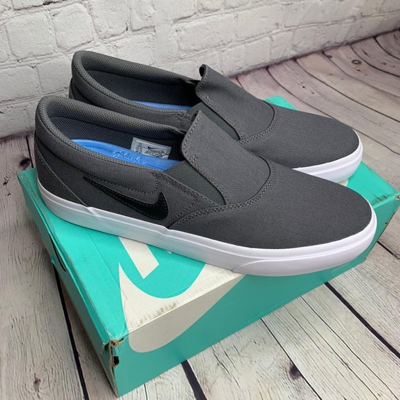 nike charge slip on